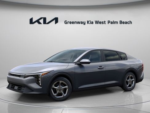New 2026 Kia K4 FWD image 4