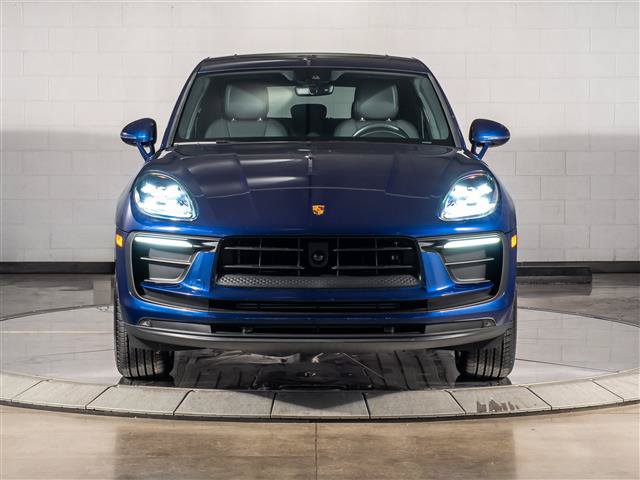 Used 2026 Porsche Macan AWD/4WD image 6