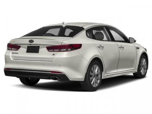 Used 2018 Kia Optima S w/ Panoramic Sunroof Package image 2