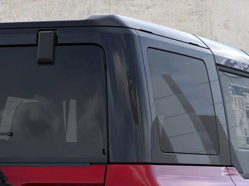 New 2025 Ford Bronco Badlands image 25