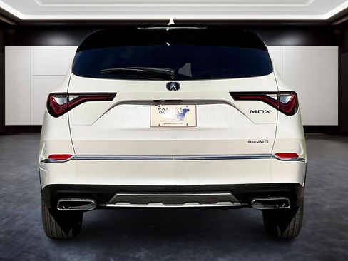 New 2025 Acura MDX SH-AWD image 4