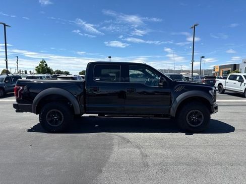 Certified 2018 Ford F150 Raptor w/ Equipment Group 802A Luxury AWD/4WD image 5