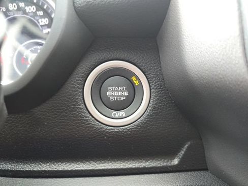 Certified 2026 RAM 2500 Big Horn AWD/4WD image 18