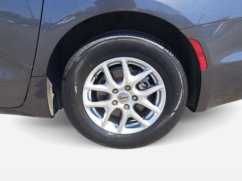 Certified 2023 Chrysler Pacifica Touring-L FWD image 33