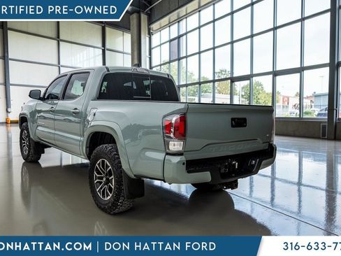 Used 2023 Toyota Tacoma TRD Sport w/ Technology Package AWD/4WD image 25