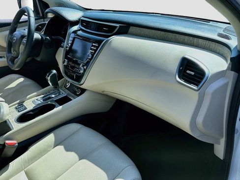 Used 2023 Nissan Murano SL w/ SL Moonroof Package FWD image 30