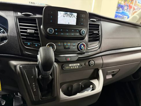 Used 2020 Ford Transit 150 Medium Roof RWD image 39