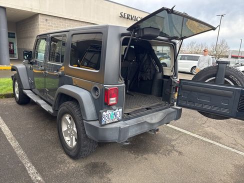 Used 2017 Jeep Wrangler Unlimited Sport w/ Quick Order Package 24S image 5