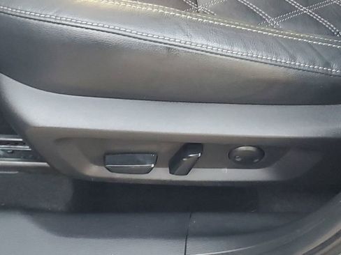 Used 2022 Mitsubishi Outlander SEL image 27