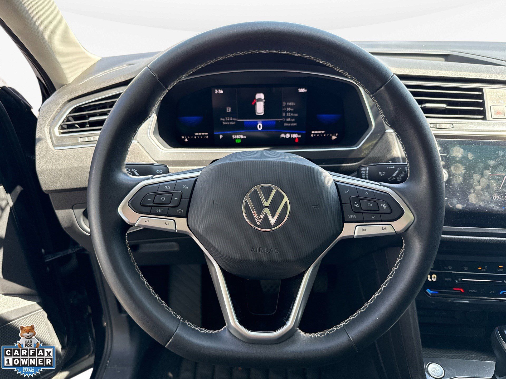 Used 2022 Volkswagen Tiguan SE FWD image 12
