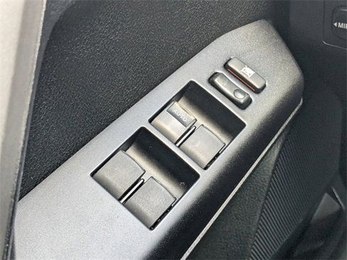 Used 2018 Toyota RAV4 XLE image 17