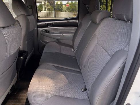 Used 2012 Toyota Tacoma 4x4 Double Cab w/ TRD Sport Pkg image 10