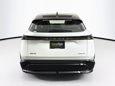 Used 2024 Nissan Ariya FWD image 7