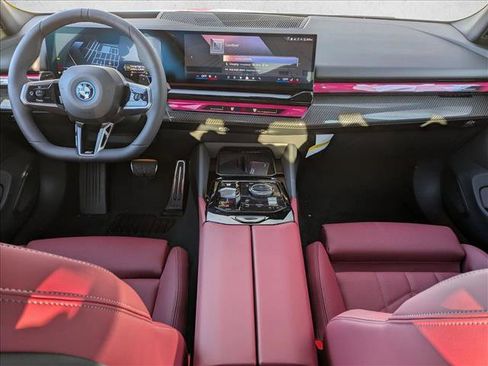 New 2026 BMW 550e xDrive image 16