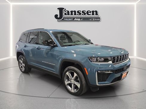 New 2026 Jeep Grand Cherokee Limited w/ Trailer Tow Package image 6