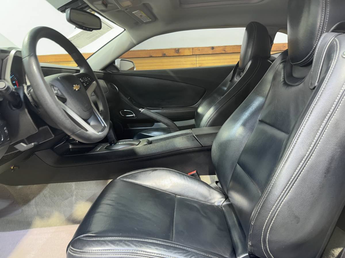 Used 2012 Chevrolet Camaro LT RWD image 16
