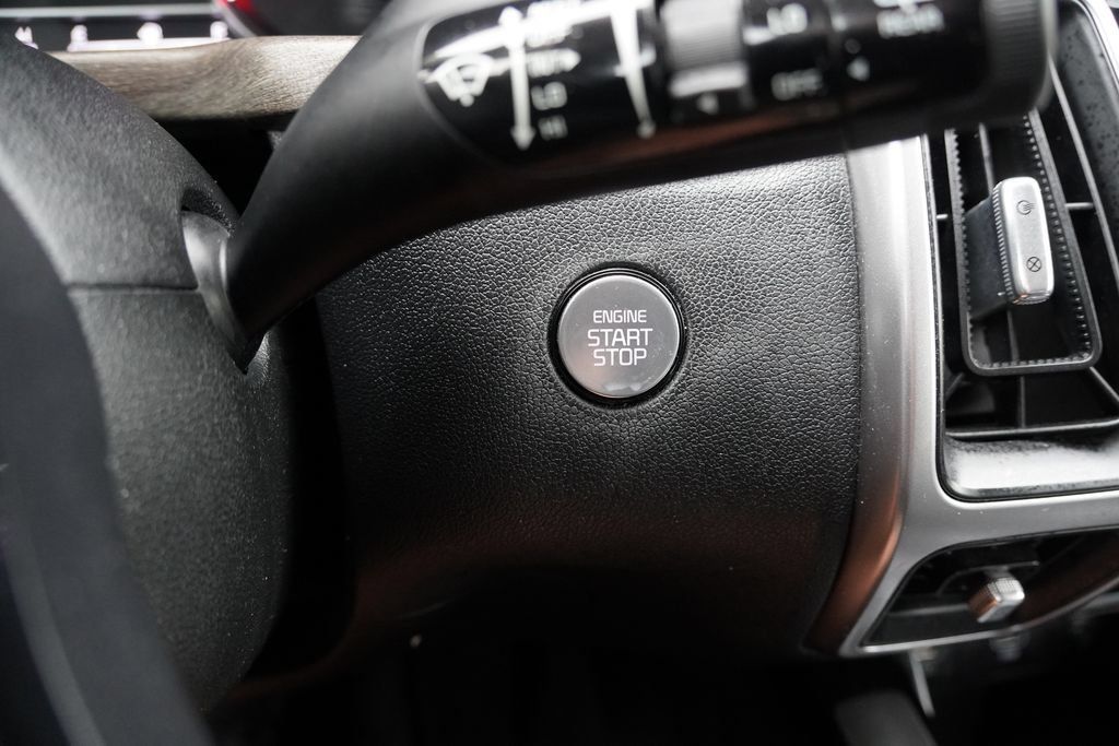 Certified 2022 Kia Sorento S AWD/4WD image 31