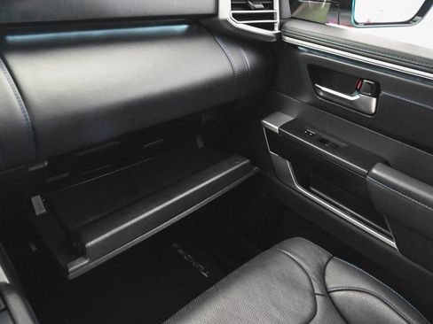 Used 2025 Toyota Tundra Platinum image 21