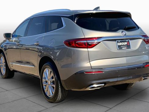 Used 2019 Buick Enclave Essence FWD image 12