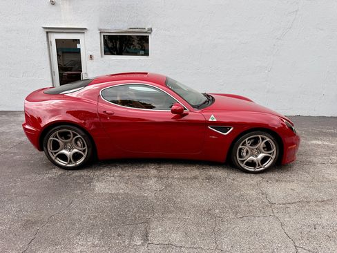 Used 2008 Alfa Romeo 8C Competizione RWD image 24