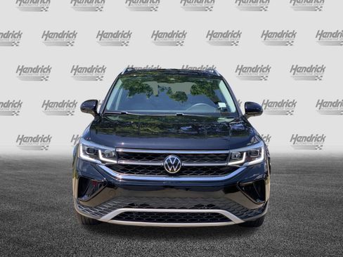 Used 2022 Volkswagen Taos SEL AWD/4WD image 3