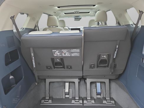 New 2026 Kia Carnival SX Prestige FWD image 15