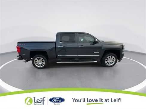Used 2018 Chevrolet Silverado 1500 High Country image 12
