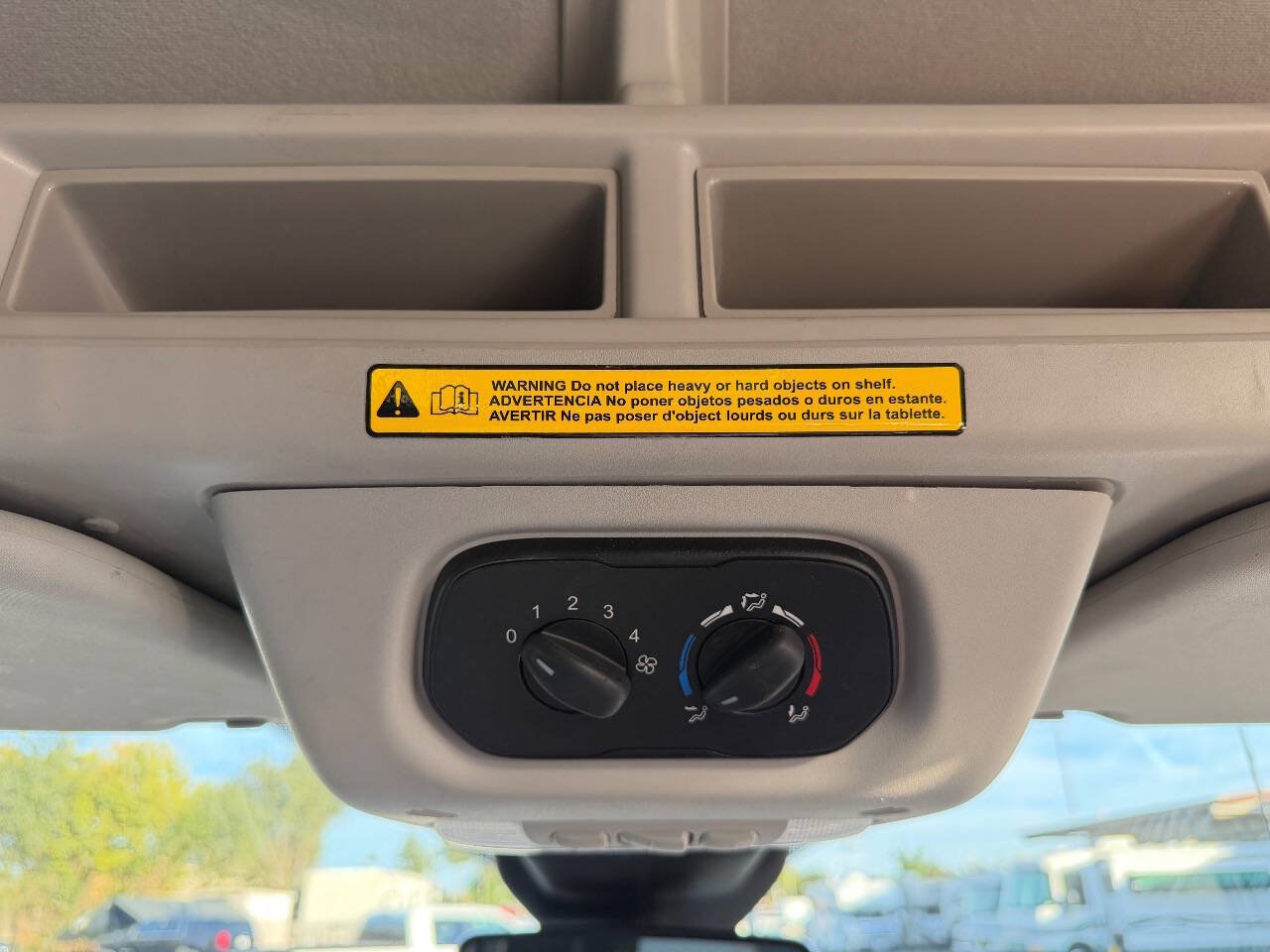 Used 2018 Ford Transit 350 XL RWD image 17