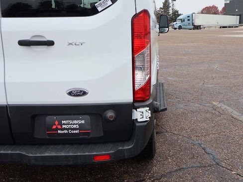 Used 2015 Ford Transit 350 XLT image 11