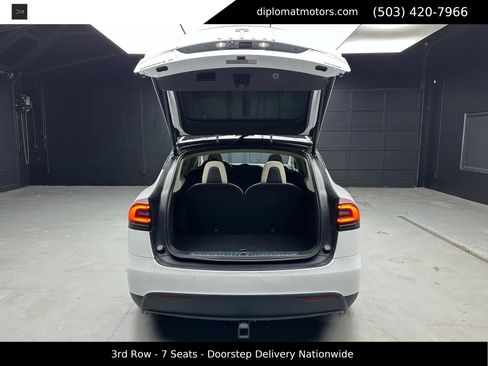 Used 2019 Tesla Model X 100D image 41