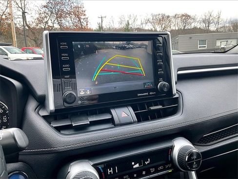 Used 2019 Toyota RAV4 XLE image 27