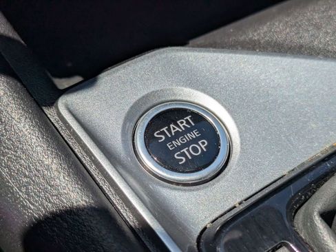 Used 2025 Nissan Altima 2.5 SV FWD image 24