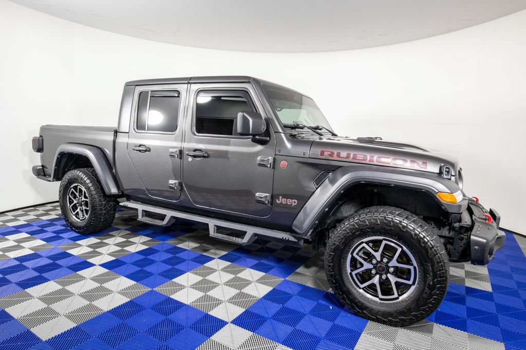 Used 2024 Jeep Gladiator Rubicon w/ Technology Group AWD/4WD image 4
