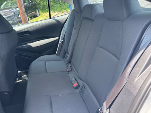 Used 2025 Toyota Corolla LE FWD image 17