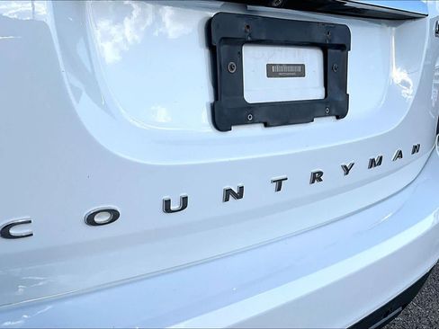Used 2019 MINI Cooper Countryman FWD image 11