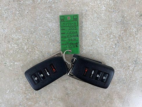 Used 2013 Lexus ES 300h w/ Luxury Pkg image 29