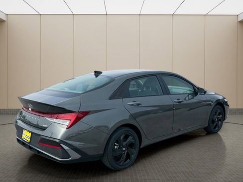 New 2026 Hyundai Elantra Sport FWD image 4