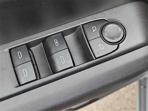 Used 2023 Chevrolet Colorado LT w/ LT Convenience Package image 22