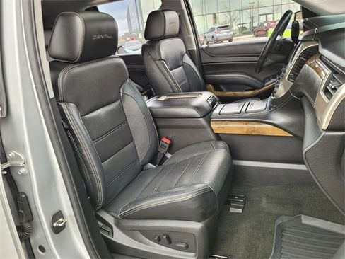 Used 2016 GMC Yukon Denali w/ Open Road Package image 23