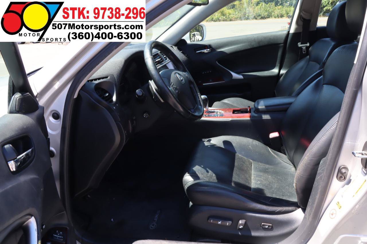 Used 2006 Lexus IS 250 AWD w/ Luxury Pkg image 9