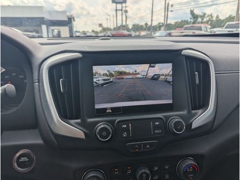 Used 2023 GMC Terrain SLT w/ LPO, 'HIT The Road' Package FWD image 19