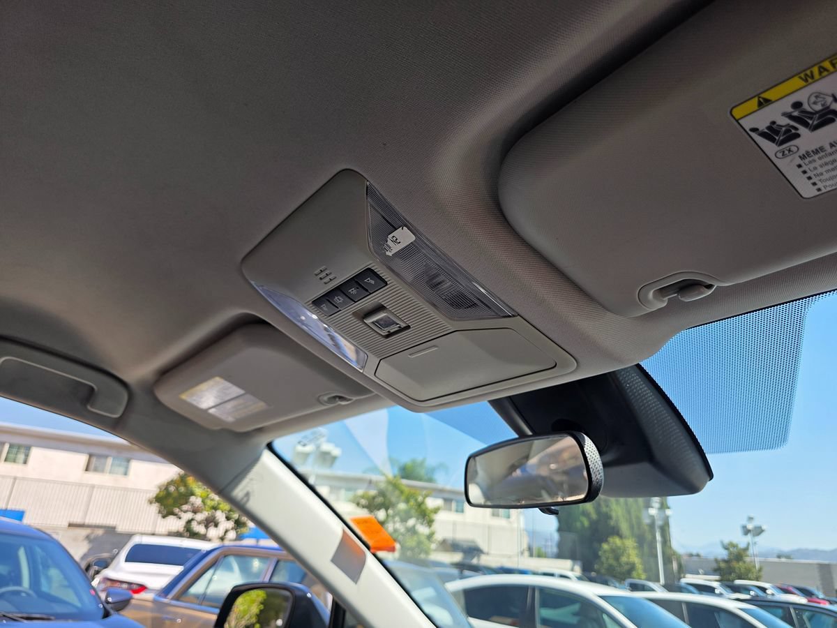 Used 2019 Toyota RAV4 LE w/ Carpet Mat Package FWD image 19