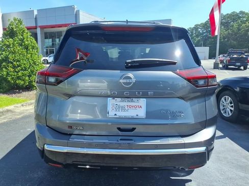 Used 2026 Nissan Rogue Platinum w/ Platinum Premium Package AWD/4WD image 2