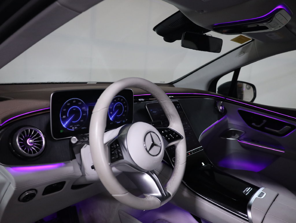 Used 2023 Mercedes-Benz EQE 350+ 4MATIC SUV w/ AMG Line Exterior Package image 29