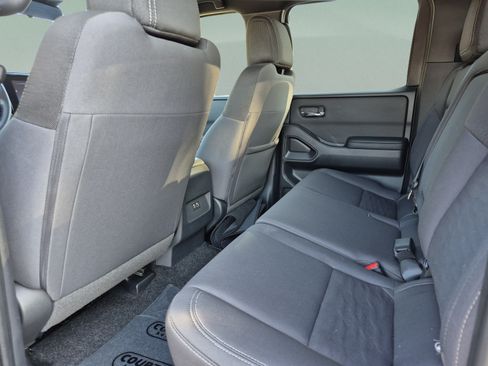 Used 2023 Nissan Frontier SV w/ Midnight Edition Package RWD image 17