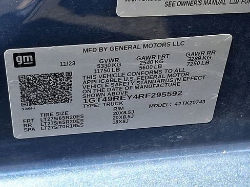 Used 2024 GMC Sierra 2500 Denali w/ Denali Reserve Package AWD/4WD image 32
