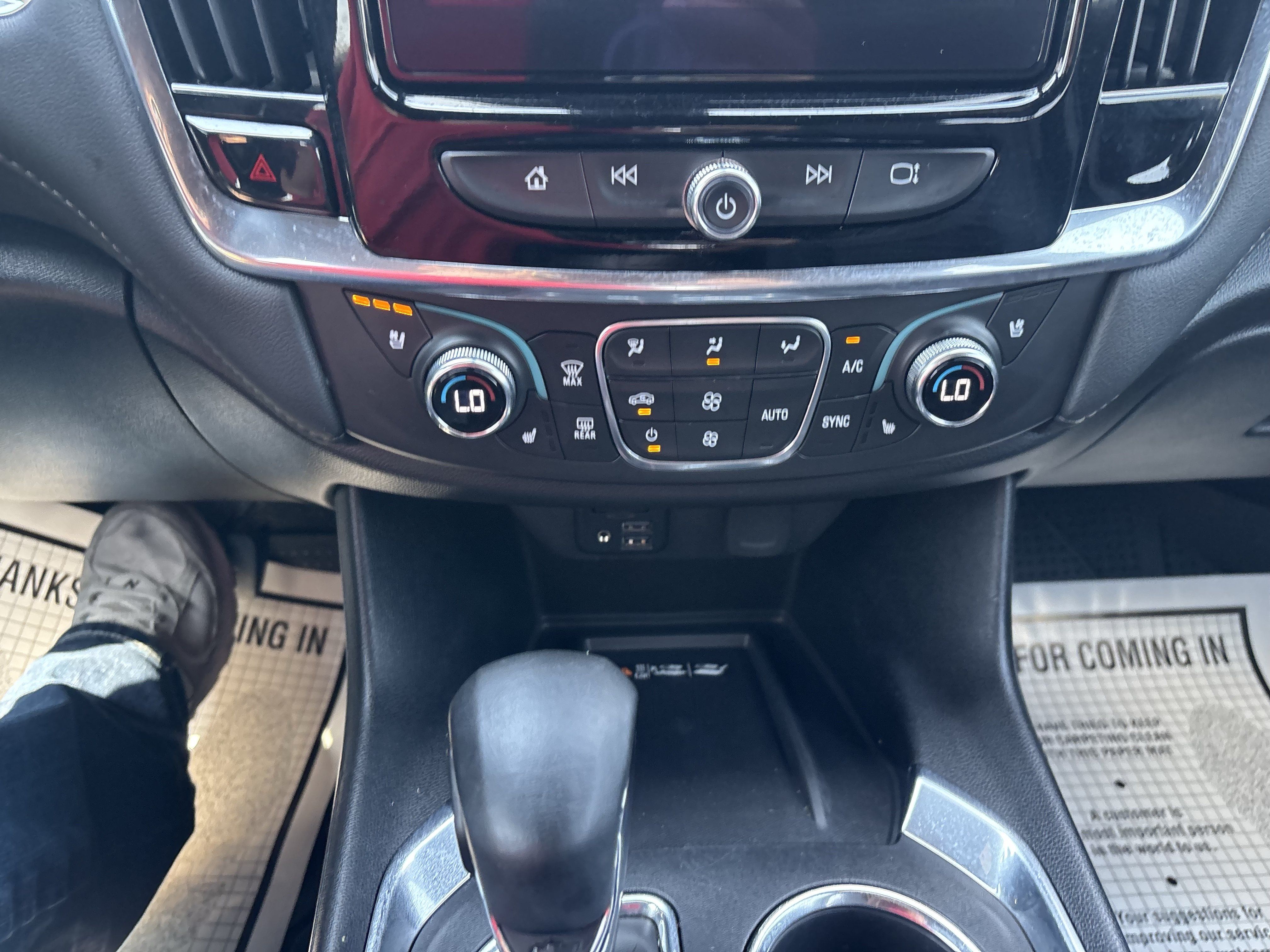 Used 2023 Chevrolet Traverse High Country w/ LPO, Floor Liner Package FWD image 35
