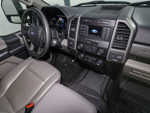 Used 2021 Ford F250 XL w/ Power Equipment Group AWD/4WD image 17