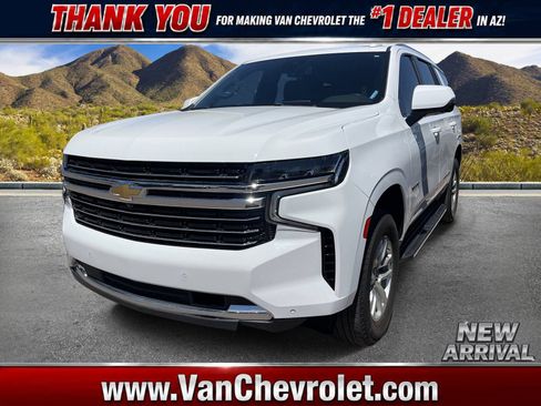 Used 2023 Chevrolet Tahoe LT w/ Luxury Package AWD/4WD image 1