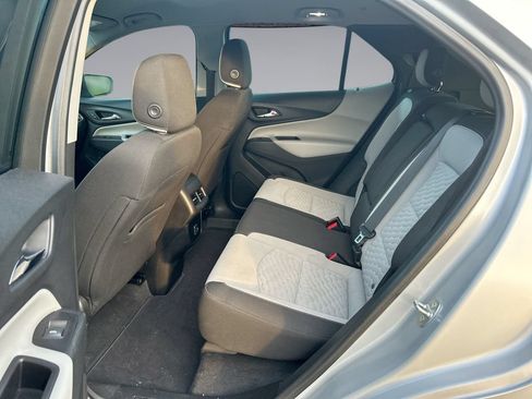 Used 2020 Chevrolet Equinox LS FWD image 26